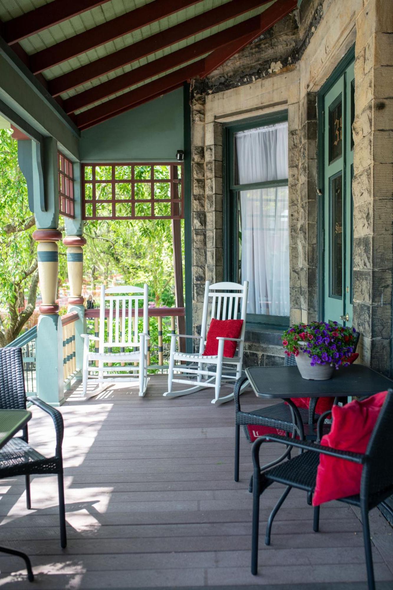 Stone Gables Inn Cleveland Exterior foto